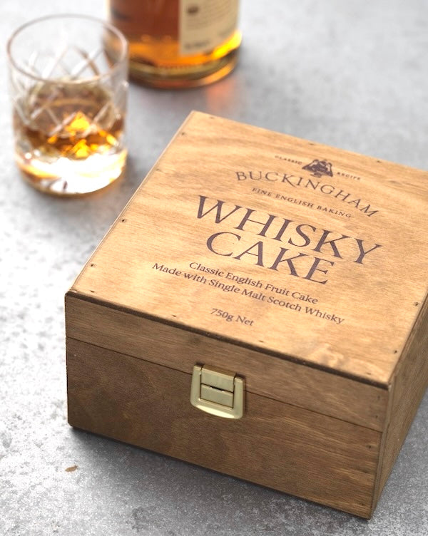 Whisky Cake in Wooden Gift Box 750g